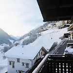 In Including Silvretta Card