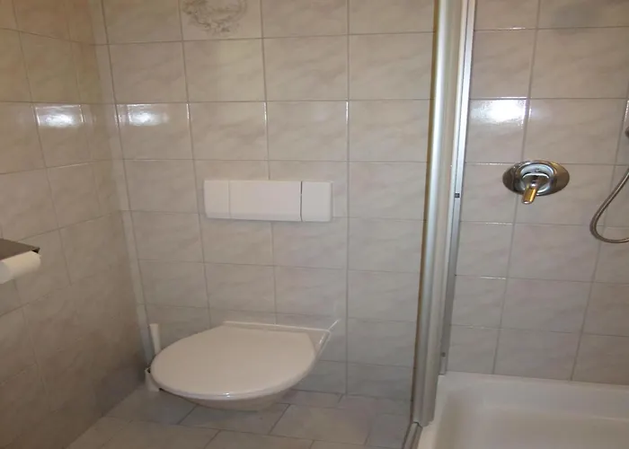 In Including Silvretta Card *